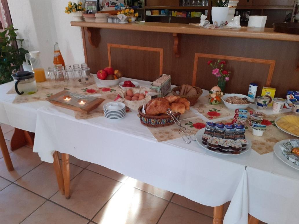 Hotel Carola Olbernhau Bagian luar foto